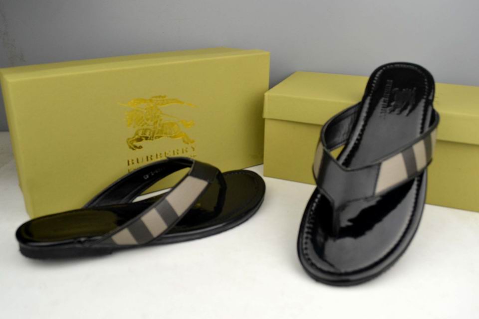 2017 Burbry slippers man 38-46-044